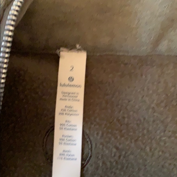 SOLD!! Lululemon Radiant Jacket Fatigue Green 2 - Picture 7 of 7